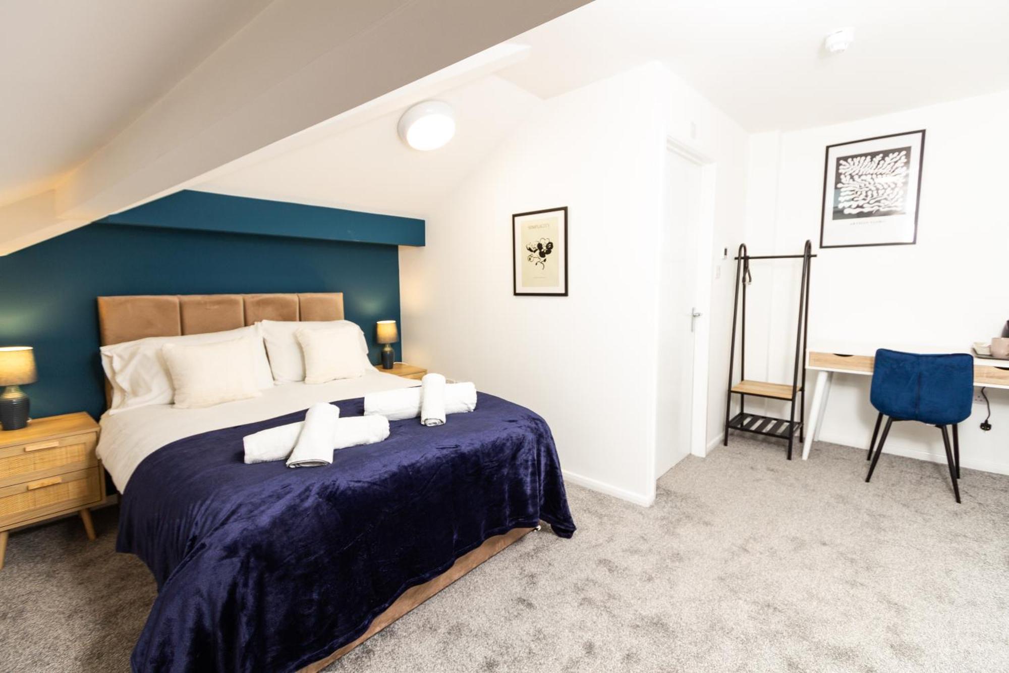 Stunning Private Ensuite Rooms In Oldham Sociable House Exterior photo